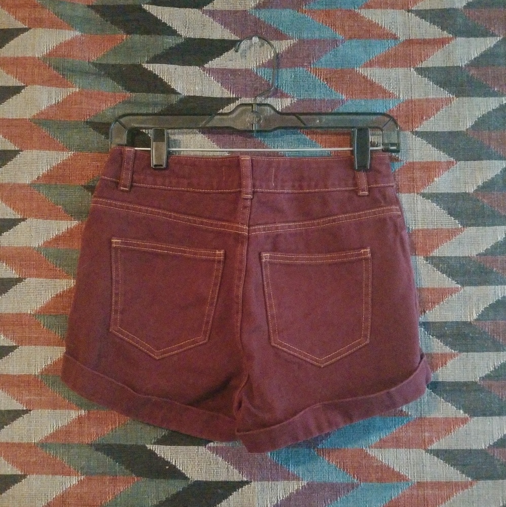 Bullhead High Rise Mom Shorts - Picture 4 of 4